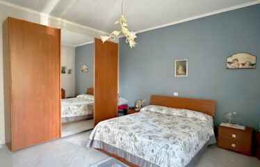 SPAZIOSA VILLA DI 164 MQ CON LABORATORIO DI 125 MQ