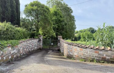 TERRENO EDIFICABILE DI 13.500 MQ, PROGETTO APPROVABILE PER 12 BIFAMILIARI