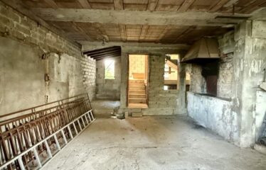 VILLA INDIPENDENTE DA RIFINIRE