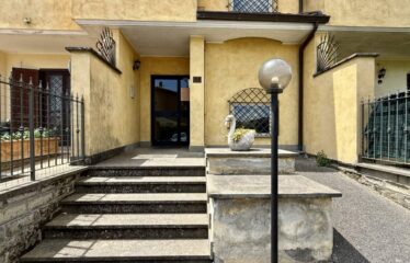 COMODO BILOCALE DI 50 MQ